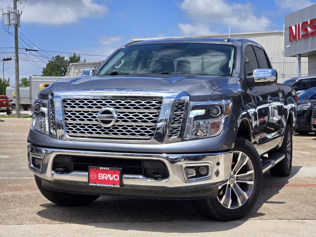 2019 Nissan Titan SL
