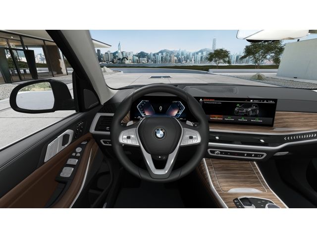 Thumbnail: 2026 BMW X7 - 13