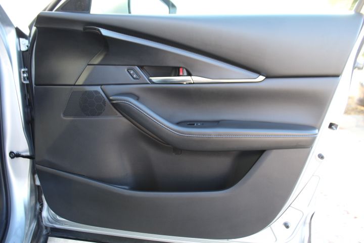 Used Car 2021 Mazda Cx-30  Preferred For Sale Under $20,000 In Georgetown, Texas