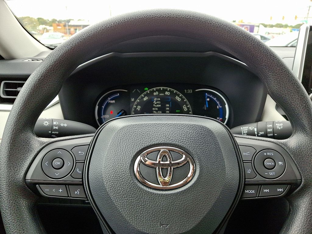 Thumbnail: 2025 Toyota RAV4 - 20