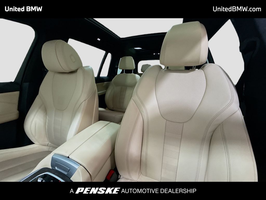 Thumbnail: 2021 BMW X7 - 5