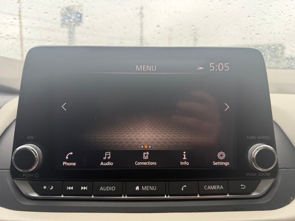 2021 Nissan Rogue SL White at Subaru and VW of Moon Township