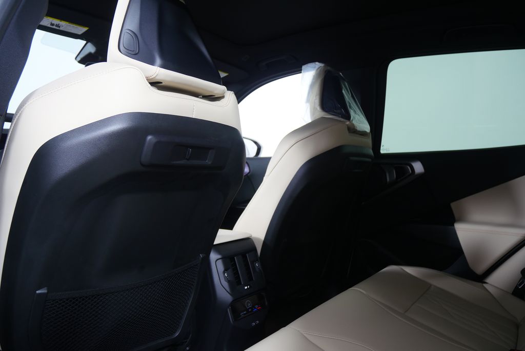Thumbnail: 2026 BMW X3 - 17