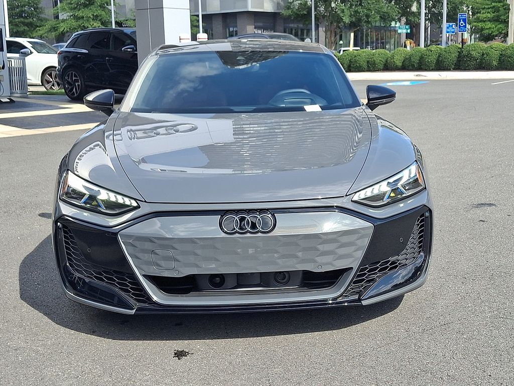 Thumbnail: 2025 Audi RS e-tron GT - 2