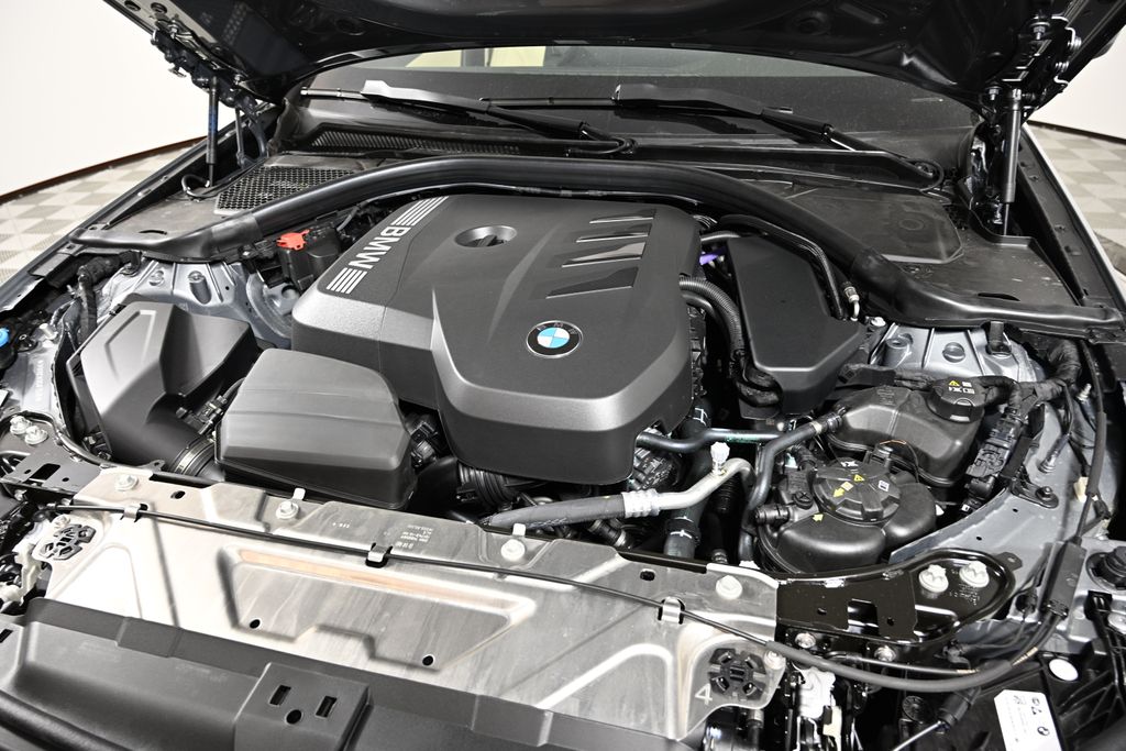 Thumbnail: 2025 BMW 3 Series - 27
