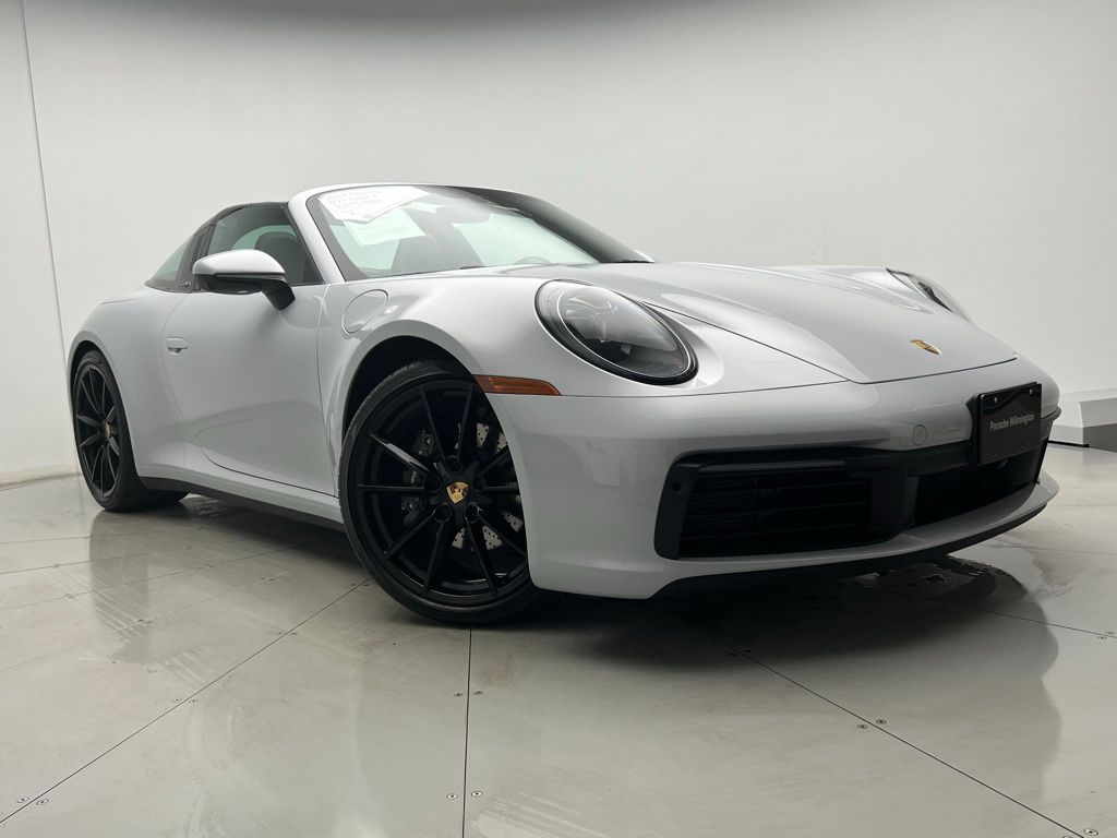 Thumbnail: 2024 Porsche 911 - 24