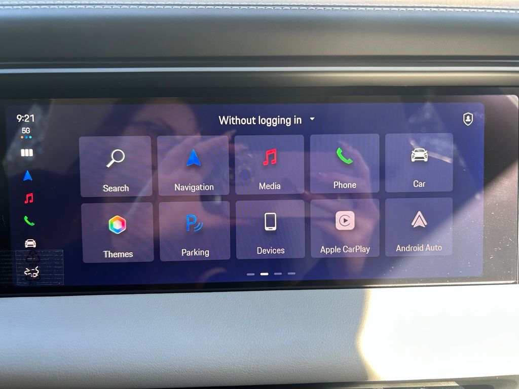 Thumbnail: 2026 Porsche Macan - 30