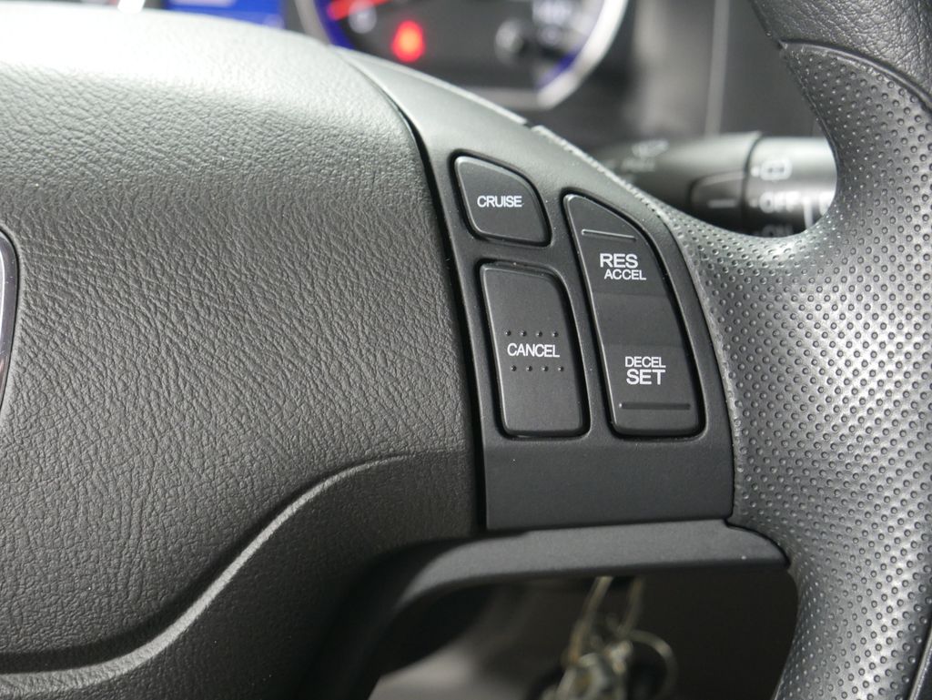2011 Honda CR-V LX 17