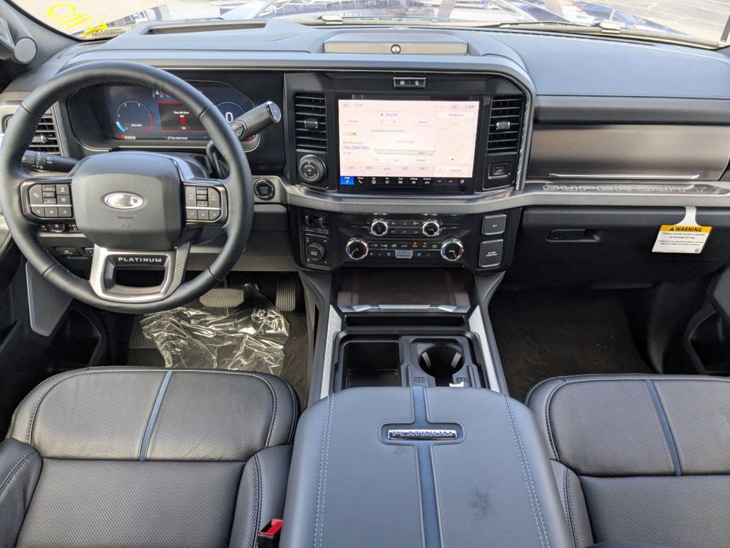 2026 Ford Super Duty F-250 SRW Platinum