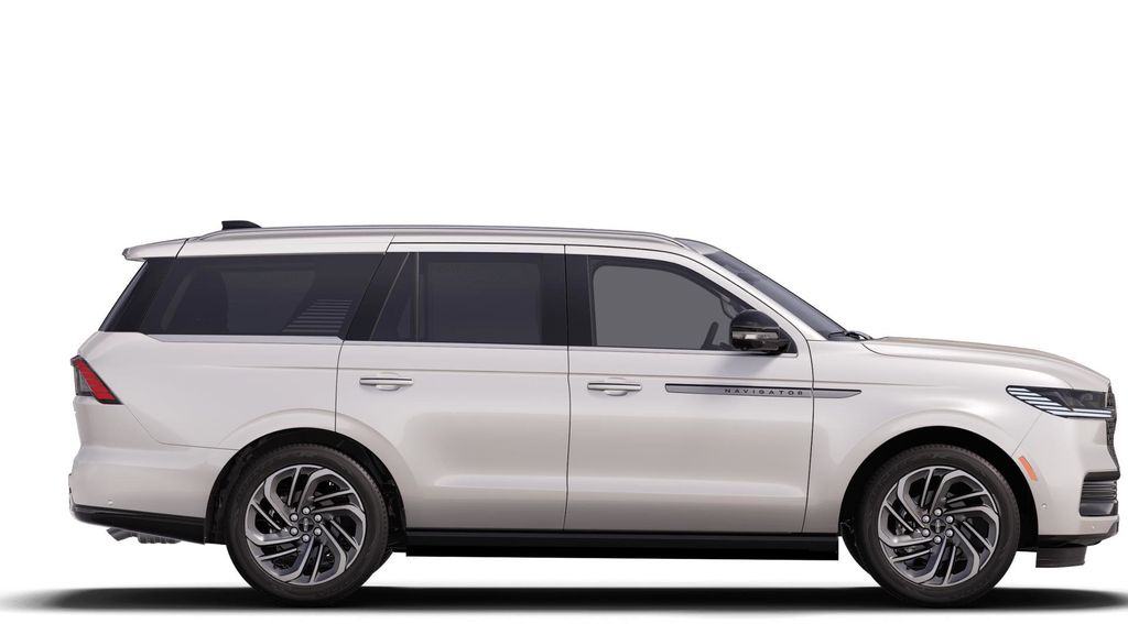 Thumbnail: 2025 Lincoln Navigator - 5