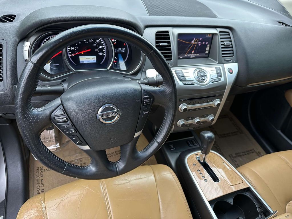 Thumbnail: 2011 Nissan Murano - 8
