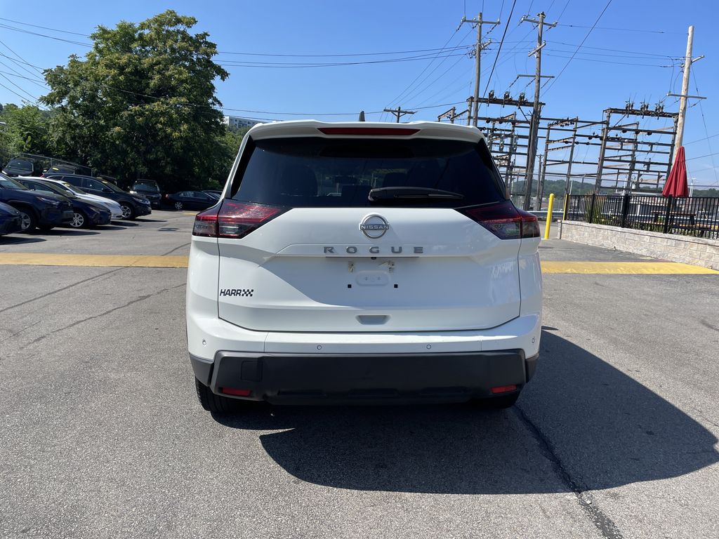 Used 2024 Nissan Rogue SUV
