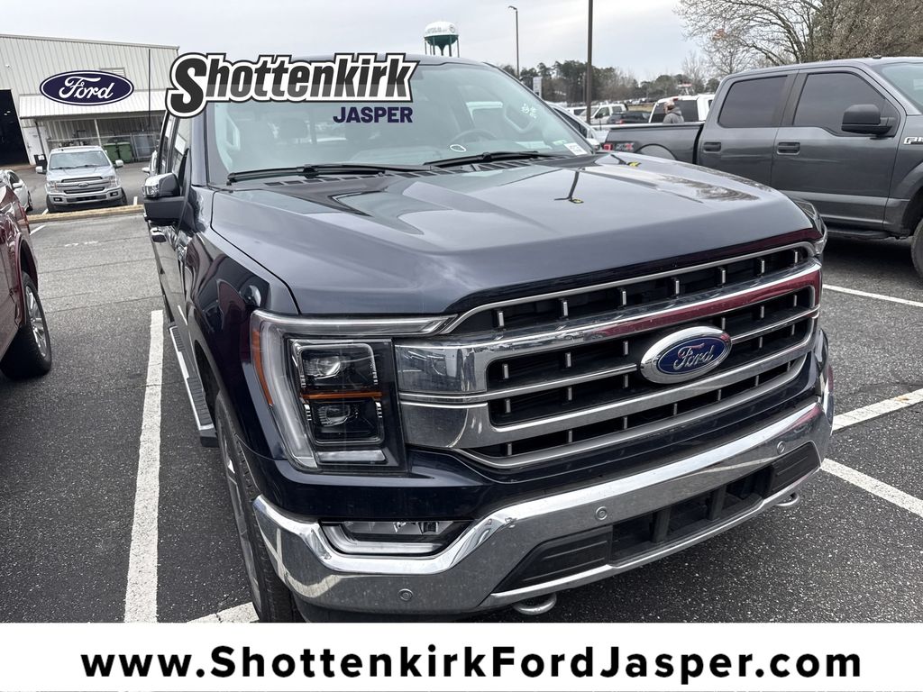 8f7cc19b-a032-445c-b964-5d8e103c590b