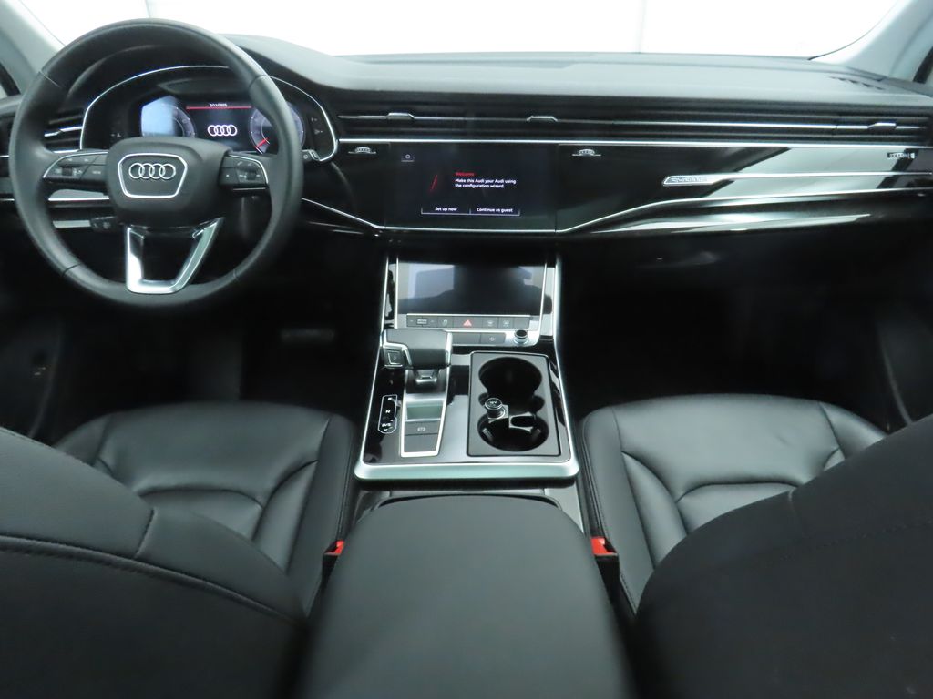 2023 Audi Q7  13