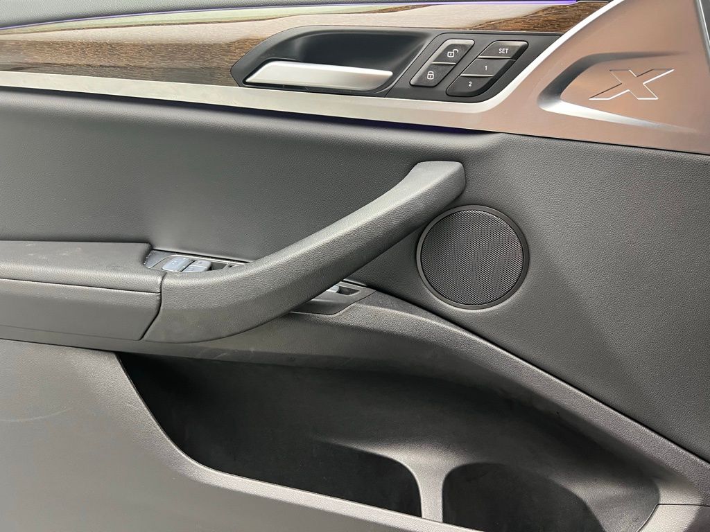 Thumbnail: 2023 BMW X3 - 21