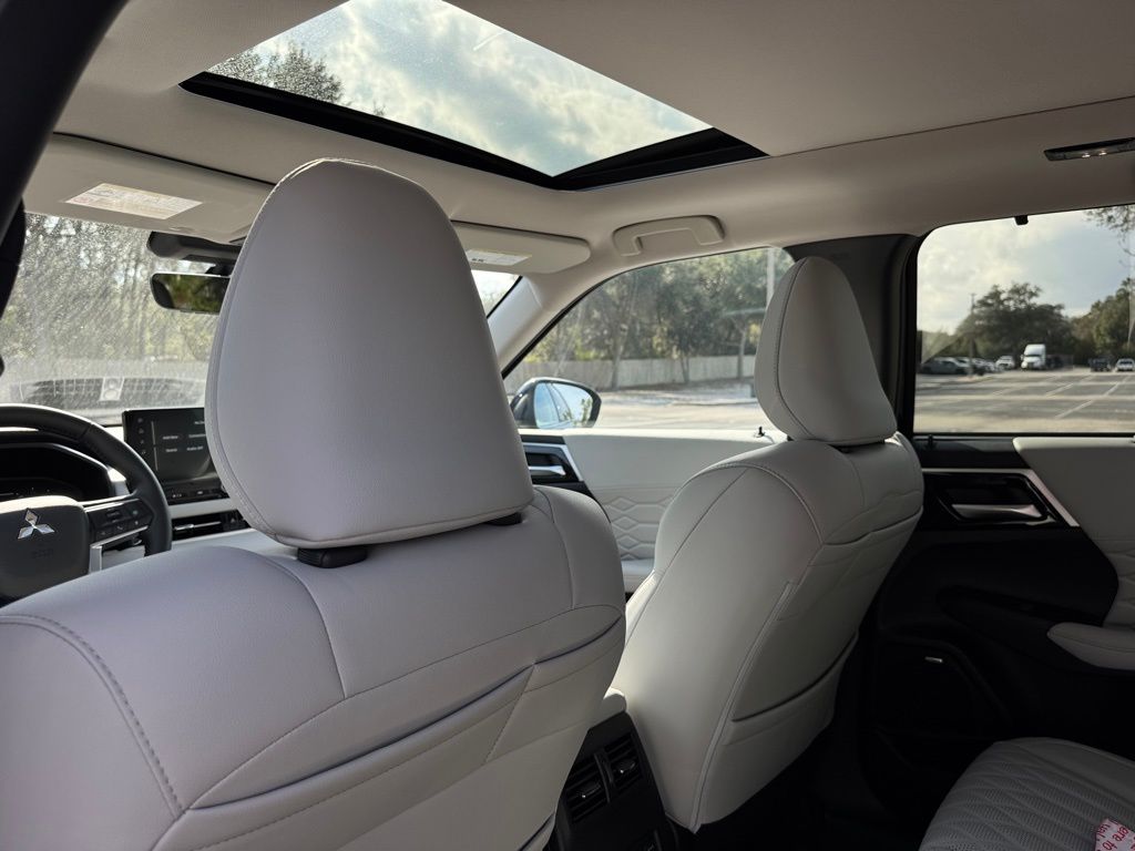 New 2026 Mitsubishi Outlander SUV