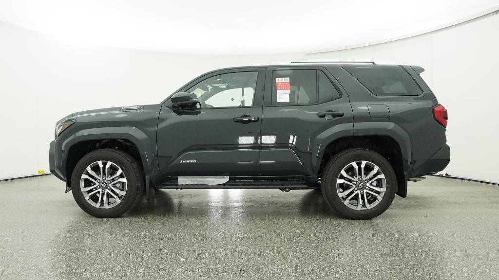 Thumbnail: 2025 Toyota 4Runner - 7