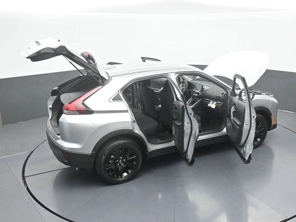 New 2026 Silver Mitsubishi LE image 59