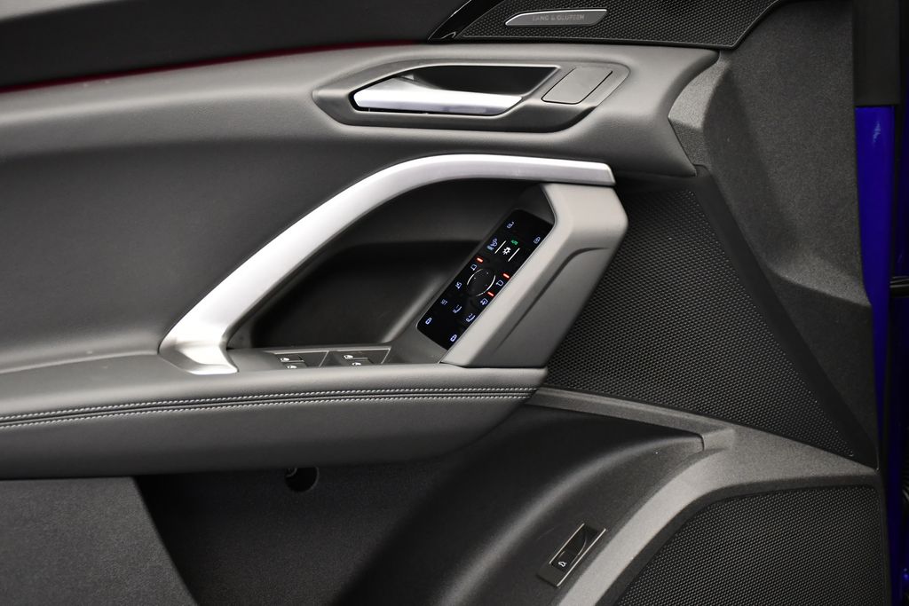 Thumbnail: 2025 Audi Q5 - 31