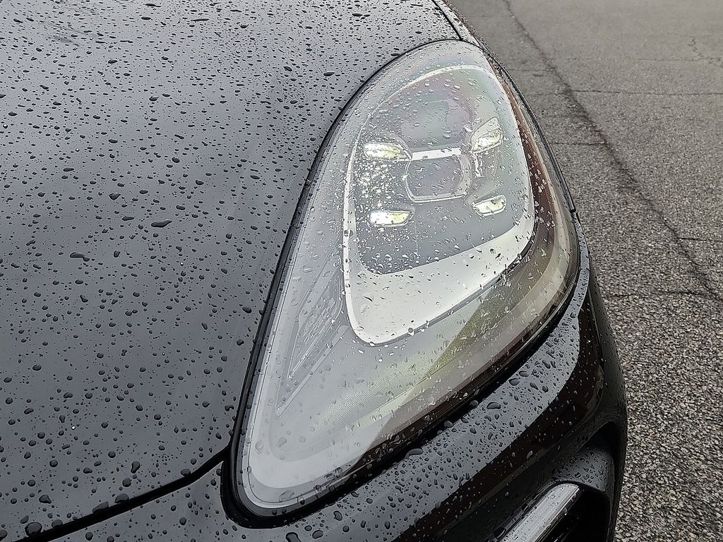 Thumbnail: 2021 Porsche Cayenne - 9