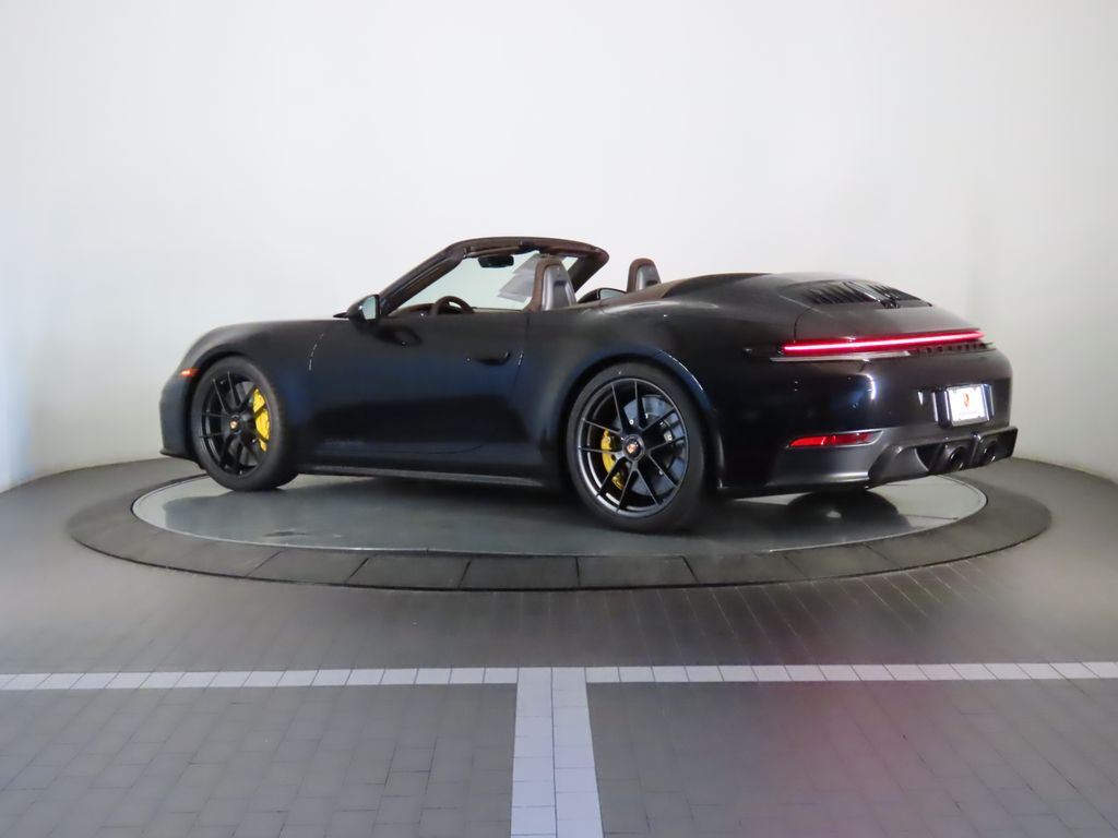 Thumbnail: 2025 Porsche 911 - 13
