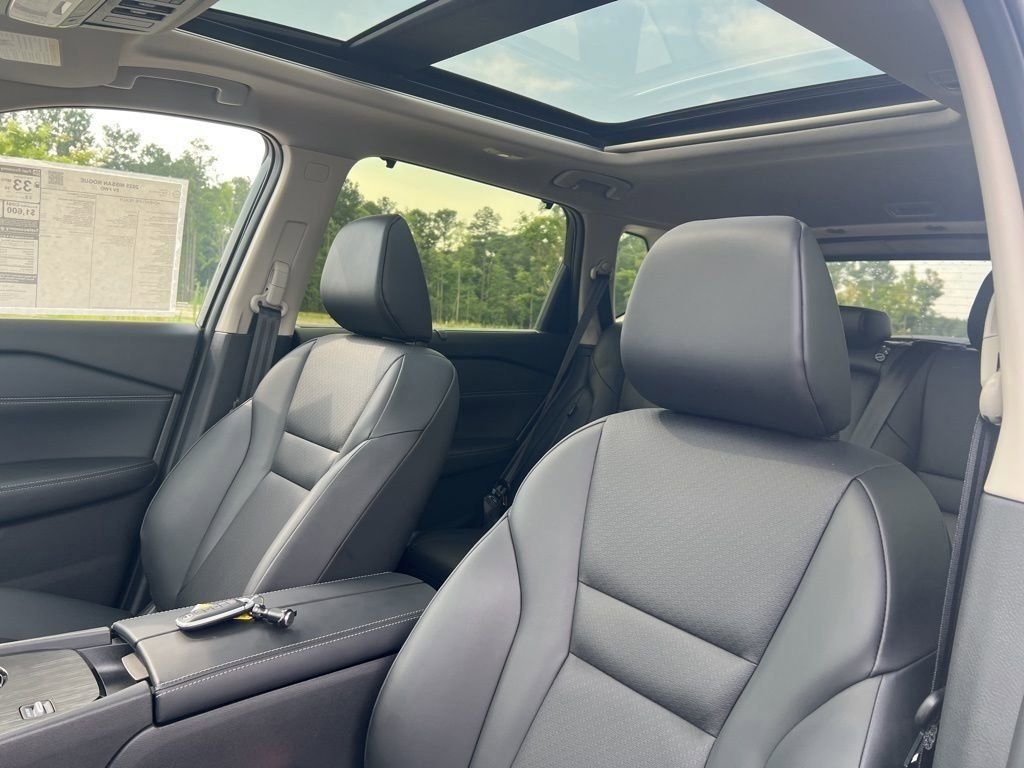 2025 Super Black Nissan Rogue SV FWD SUV