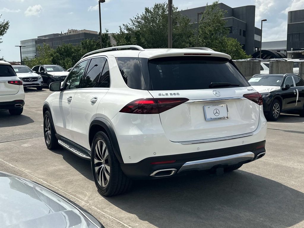 Thumbnail: 2026 Mercedes-Benz GLE - 7