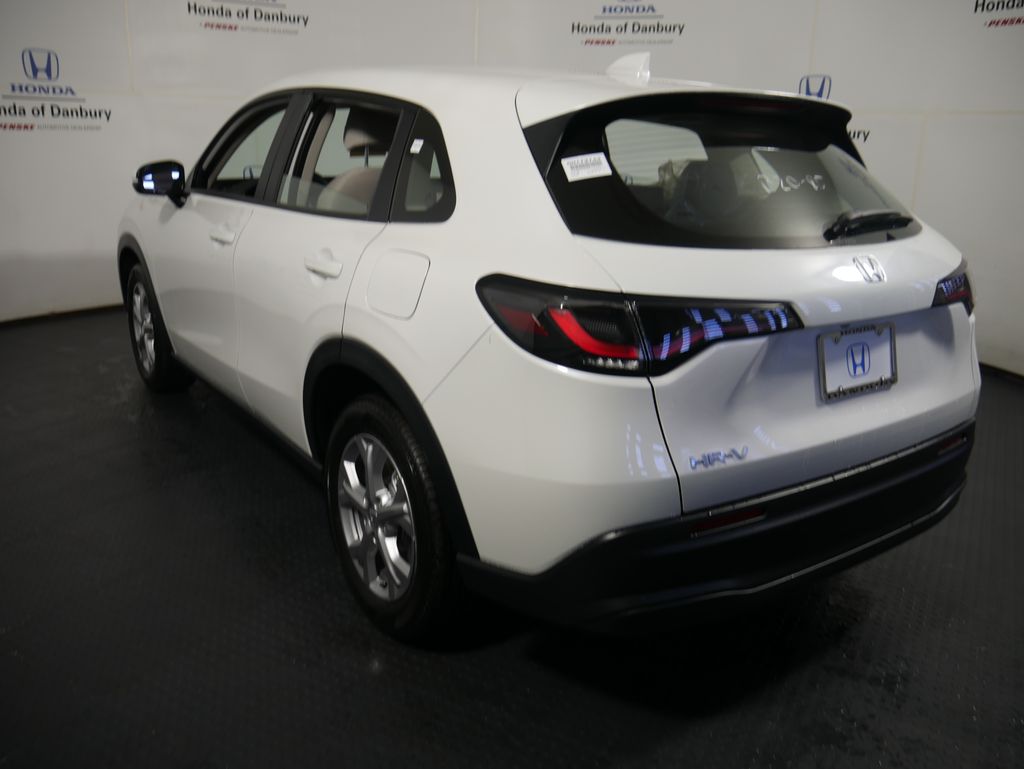 Thumbnail: 2027 Honda HR-V - 10