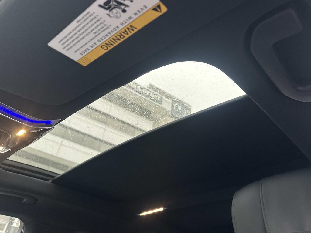 Thumbnail: 2025 Mercedes-Benz S-Class - 13