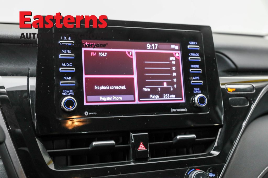 Used 2022 White Toyota SE image 18