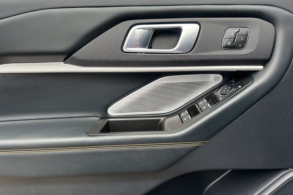 New 2026 White Ford Tremor image 11