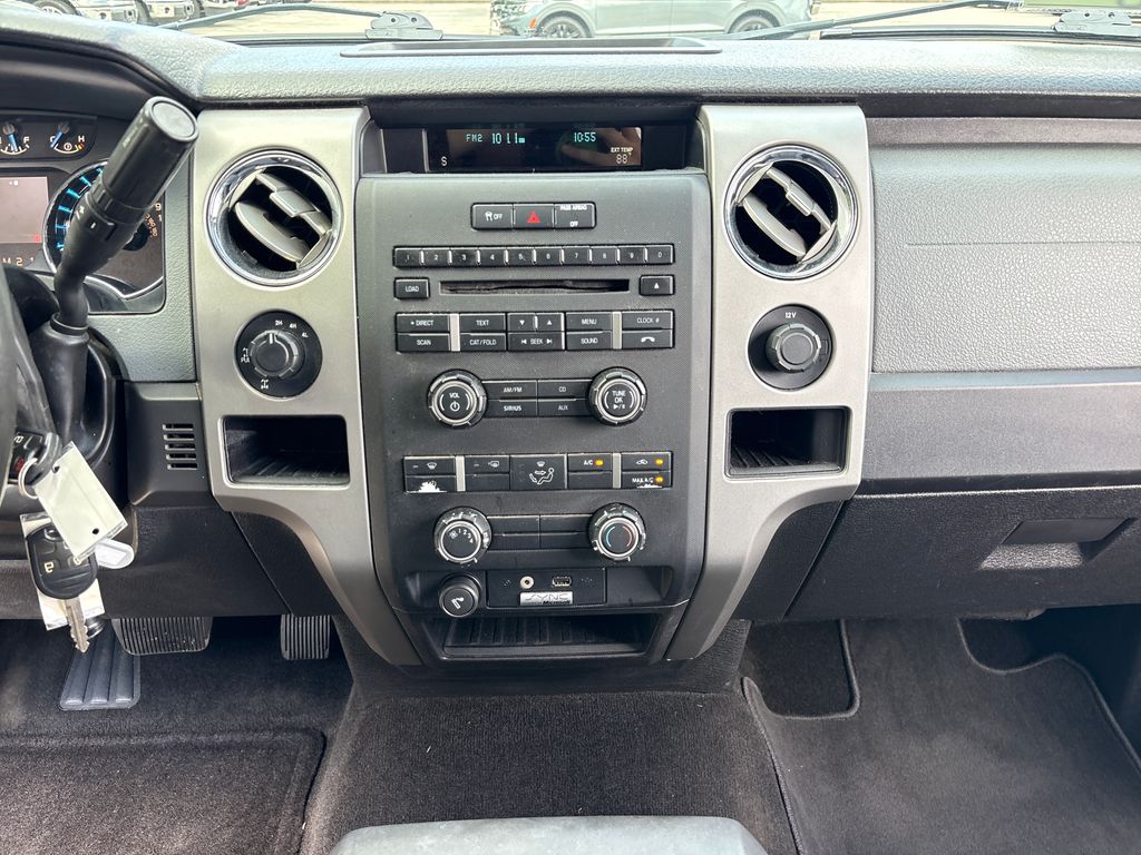 Used 2012 Red Ford XLT image 23