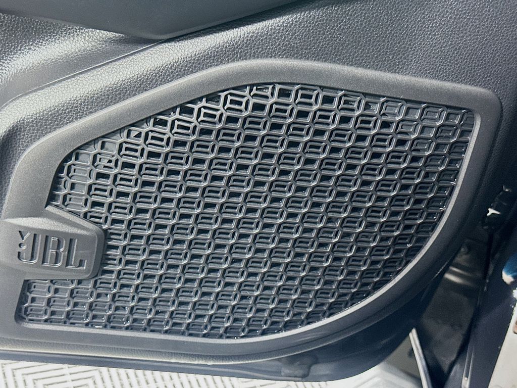 Thumbnail: 2025 Toyota 4Runner - 19