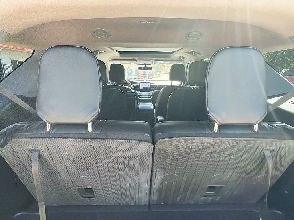 Used 2022 Black Ford XLT image 27