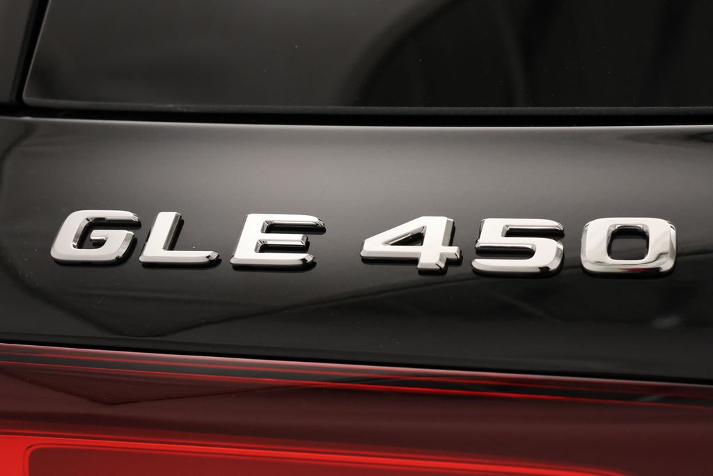 Thumbnail: 2026 Mercedes-Benz GLE - 9