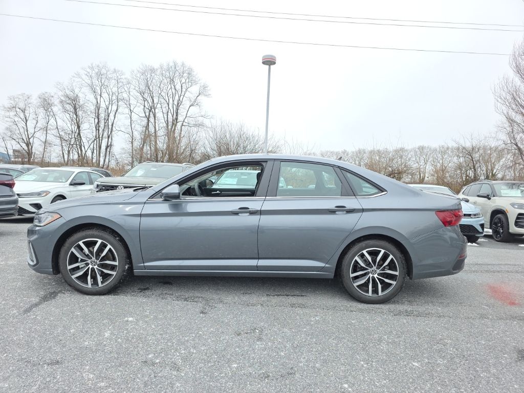 2026 Volkswagen Jetta 1.5T SE Gray at Subaru and VW of Moon Township