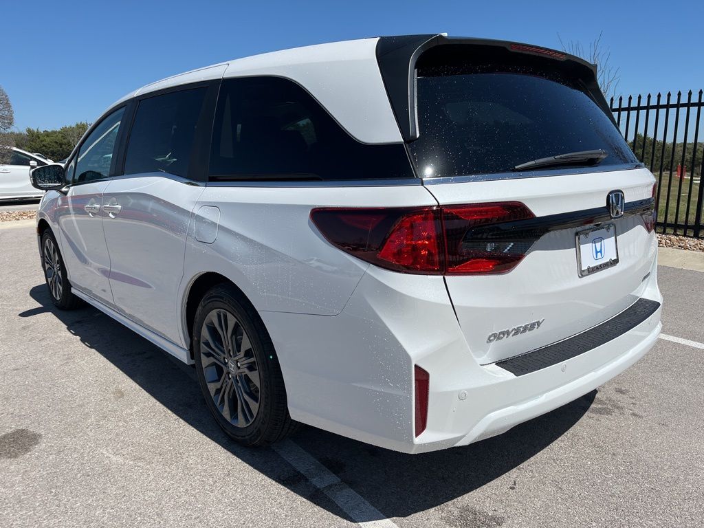 Thumbnail: 2026 Honda Odyssey - 4