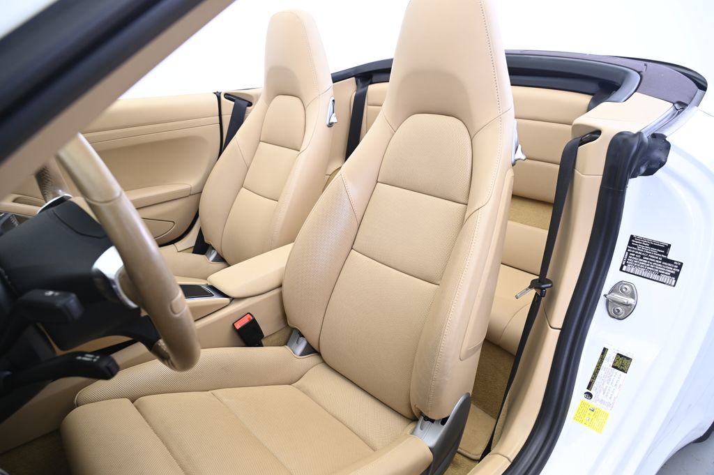 Thumbnail: 2015 Porsche 911 - 5