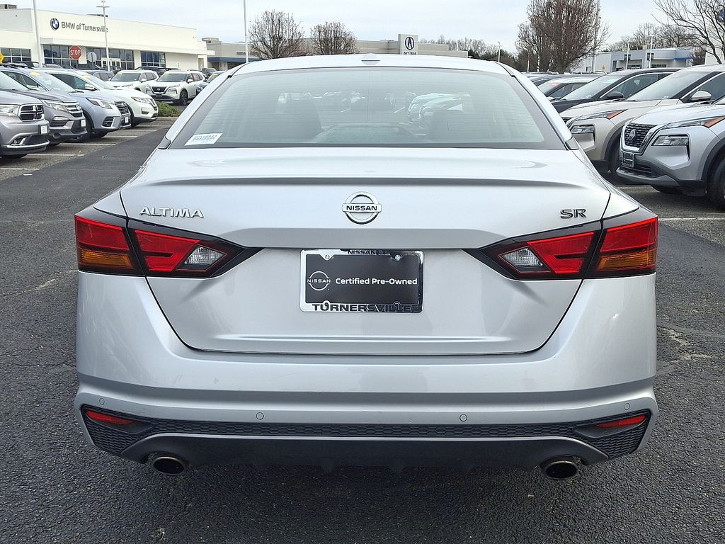 Thumbnail: 2020 Nissan Altima - 5