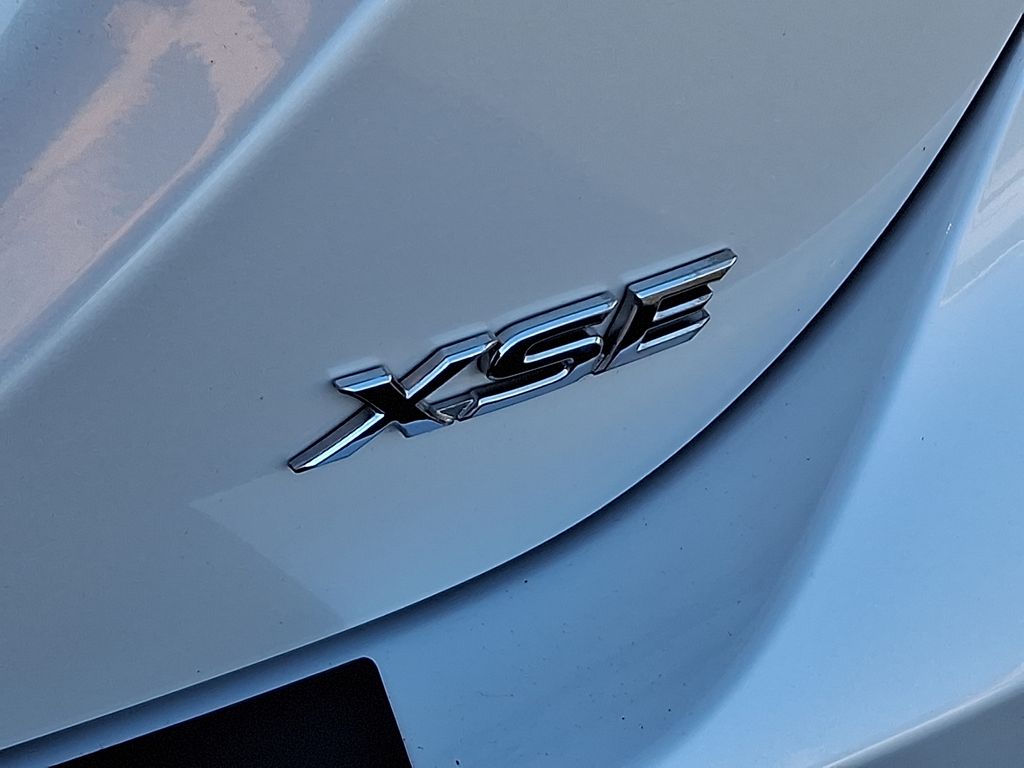 Thumbnail: 2020 Toyota Camry - 31