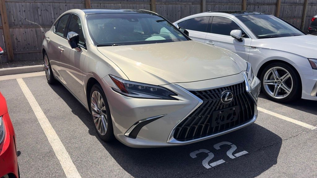 2022 Lexus ES 350 Ultra Luxury FWD