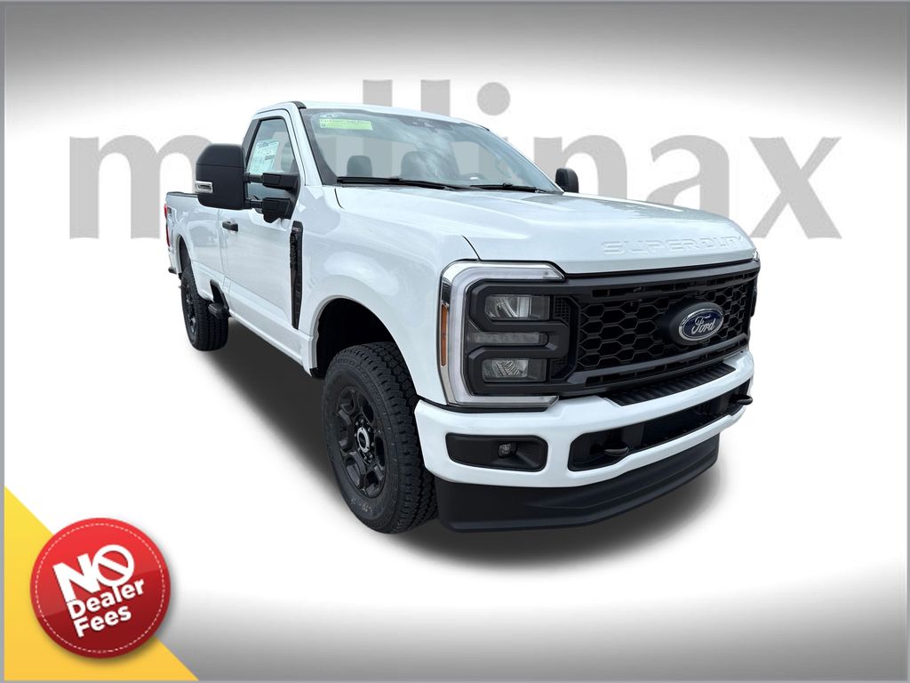 2025 Ford F-350 Super Duty XL's photo
