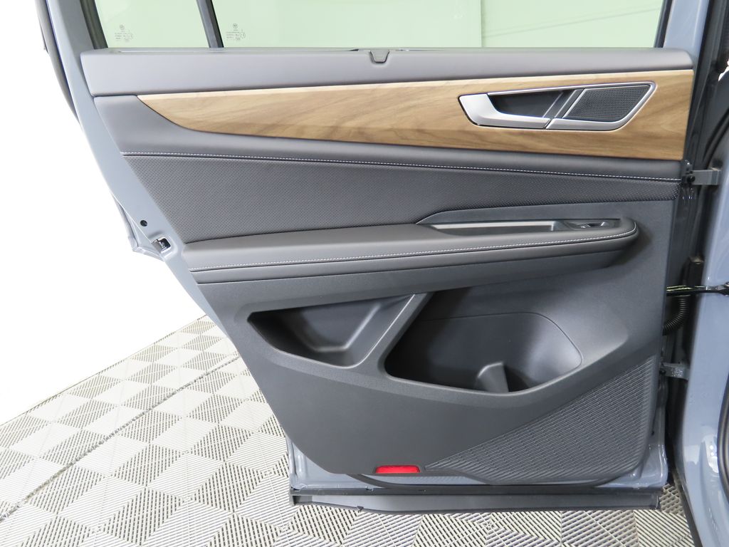 Thumbnail: 2026 Volkswagen Atlas - 26