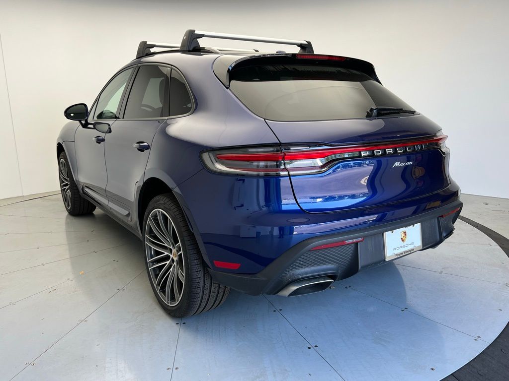 2024 Porsche Macan  3