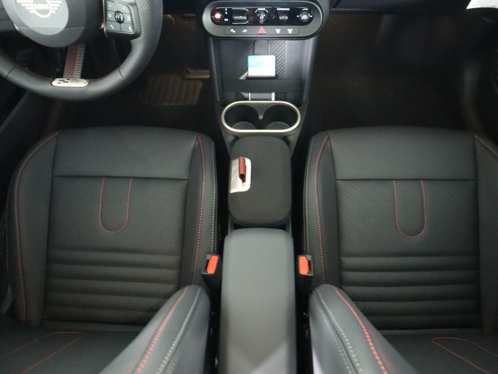 Thumbnail: 2026 MINI Cooper - 17