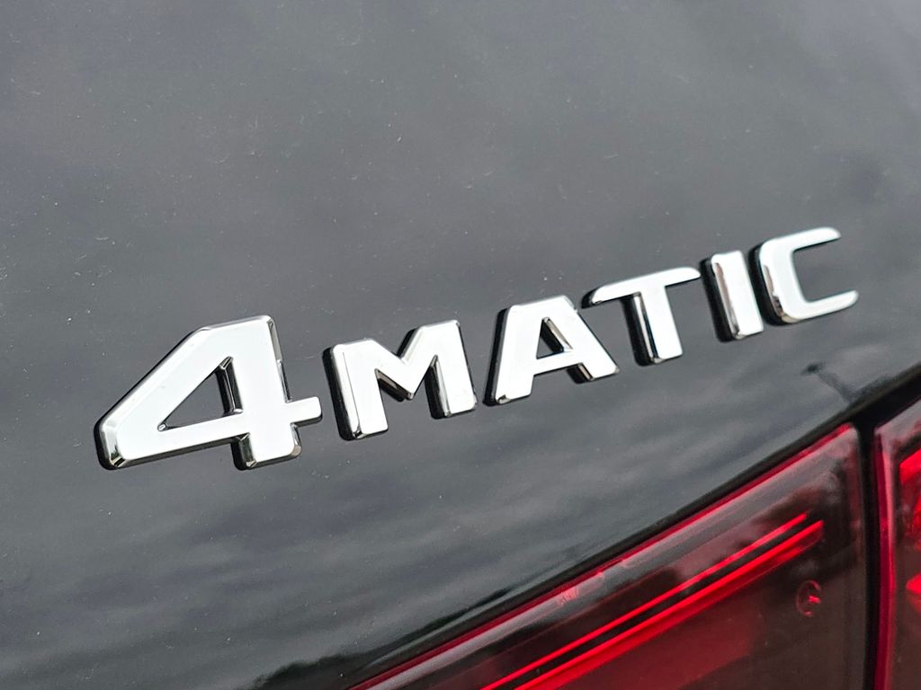 New 2026 Black Mercedes-Benz GLA 250 image 4