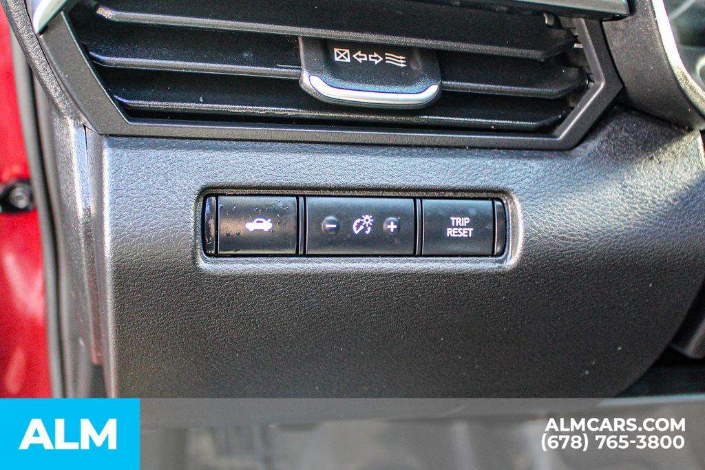 Used 2024 Red Nissan 2.5 SV image 29