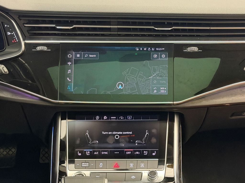 Thumbnail: 2021 Audi Q8 - 18