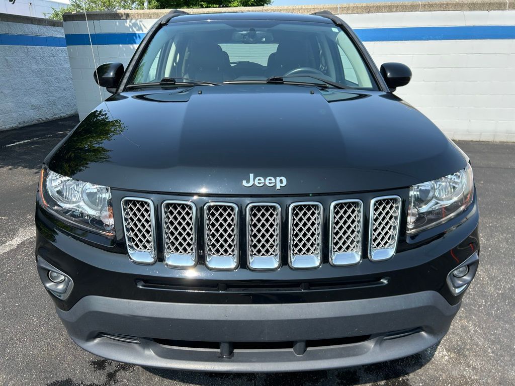 Thumbnail: 2016 Jeep Compass - 8