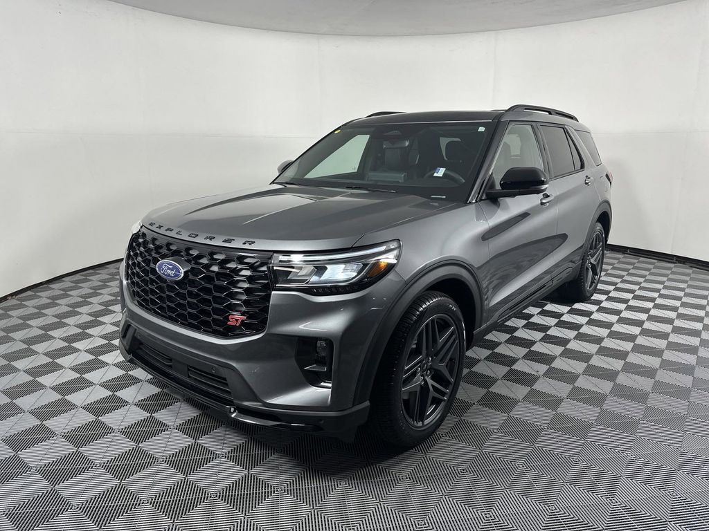 2025 Ford Explorer ST 3